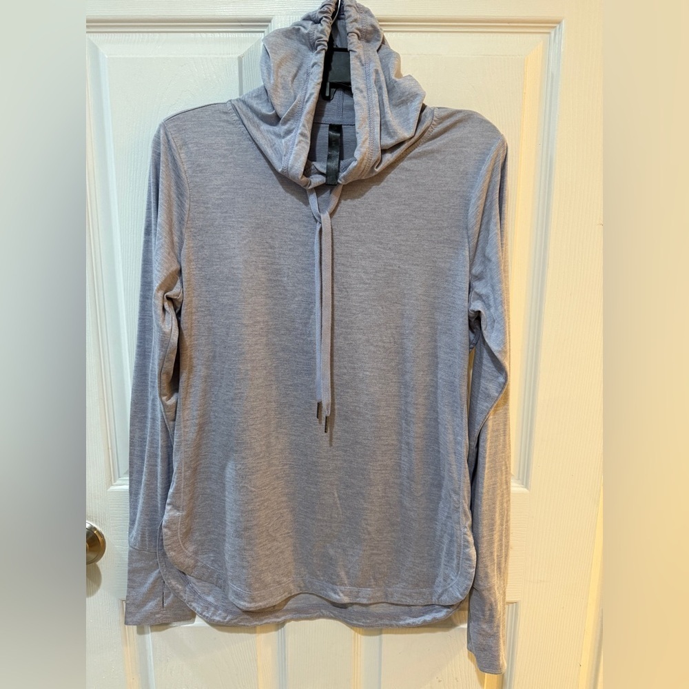 GAIAM Heather Gray Long Sleeve Top w hood